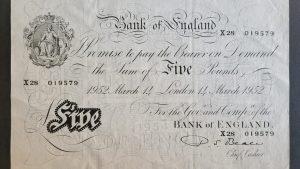 £5 Beale White Five Pound note B270 X28 019579 (EF) 14.03.1952