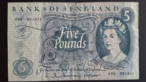 £5 Hollom note B297 (VG) A98 901921