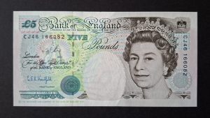 £5 Bank of England Kentfield B364 note (UNC) - CJ46 166082