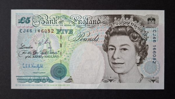 £5 Bank of England Kentfield B364 note (UNC) - CJ46 166082
